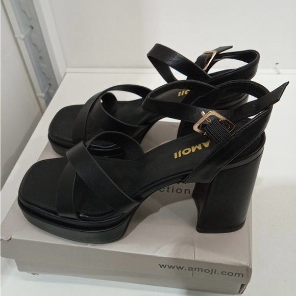 Amoji Women's Platform Heeled Sandals with 1.4 inch Platform &4.3 Inch Heel - Picture 4 of 10